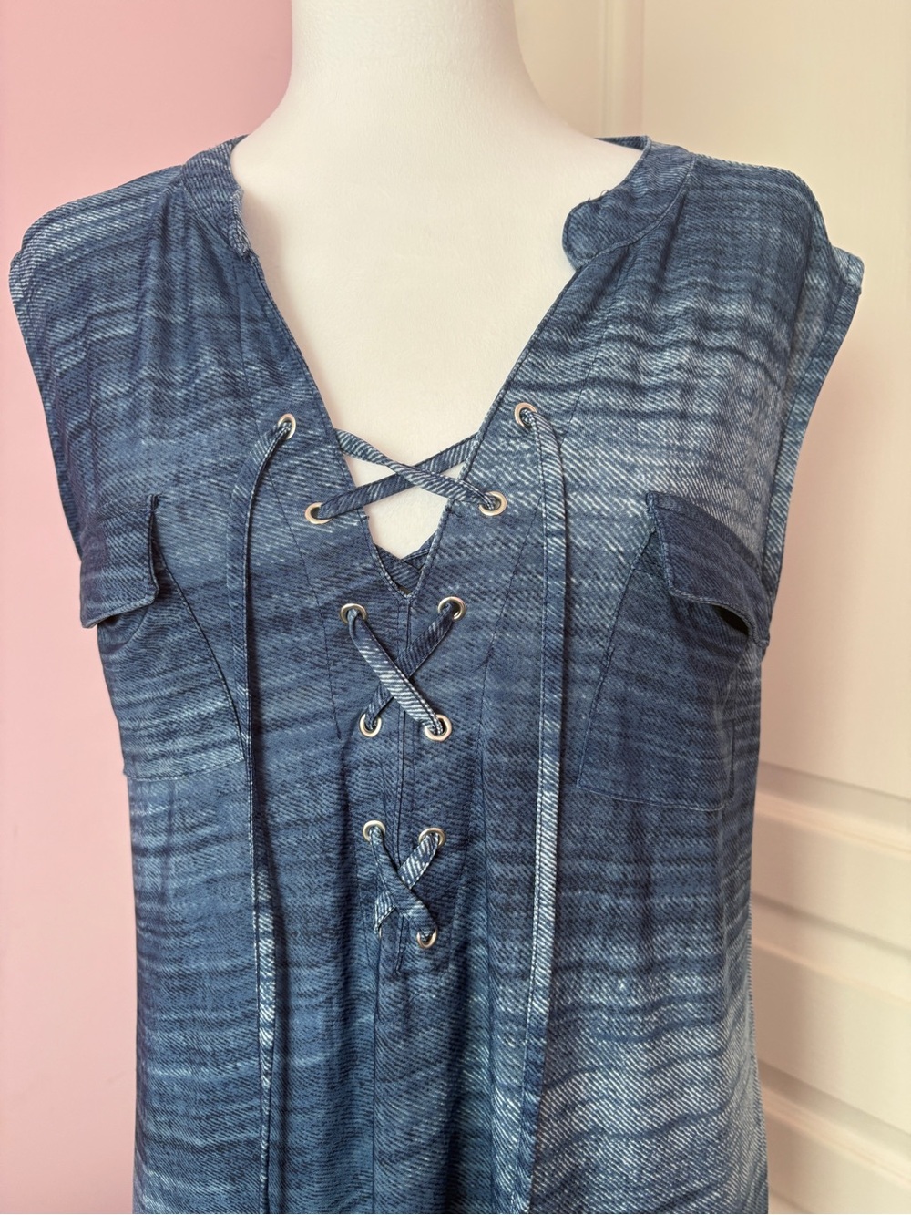 Sleeveless Lace-Up Crop Top in Denim Blue